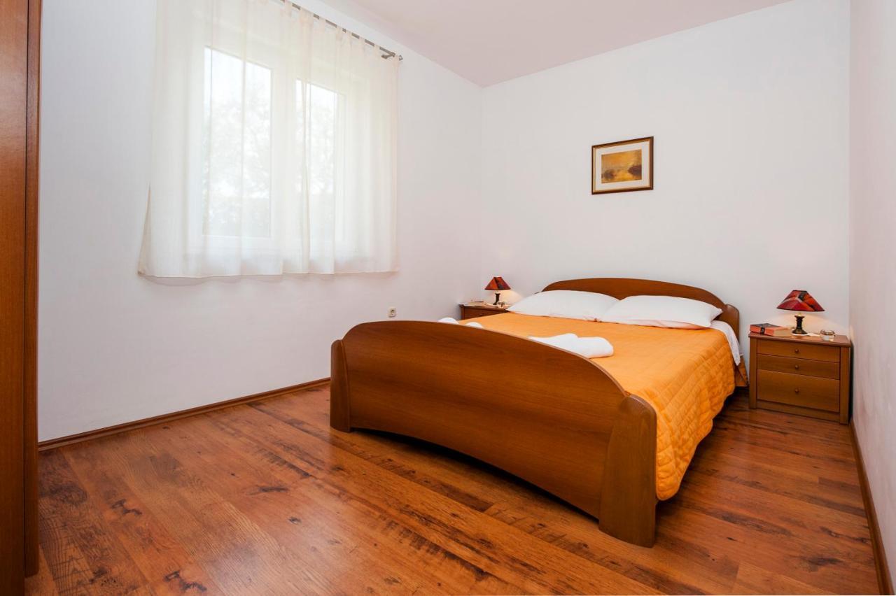 רוביני Apartments Bella B מראה חיצוני תמונה