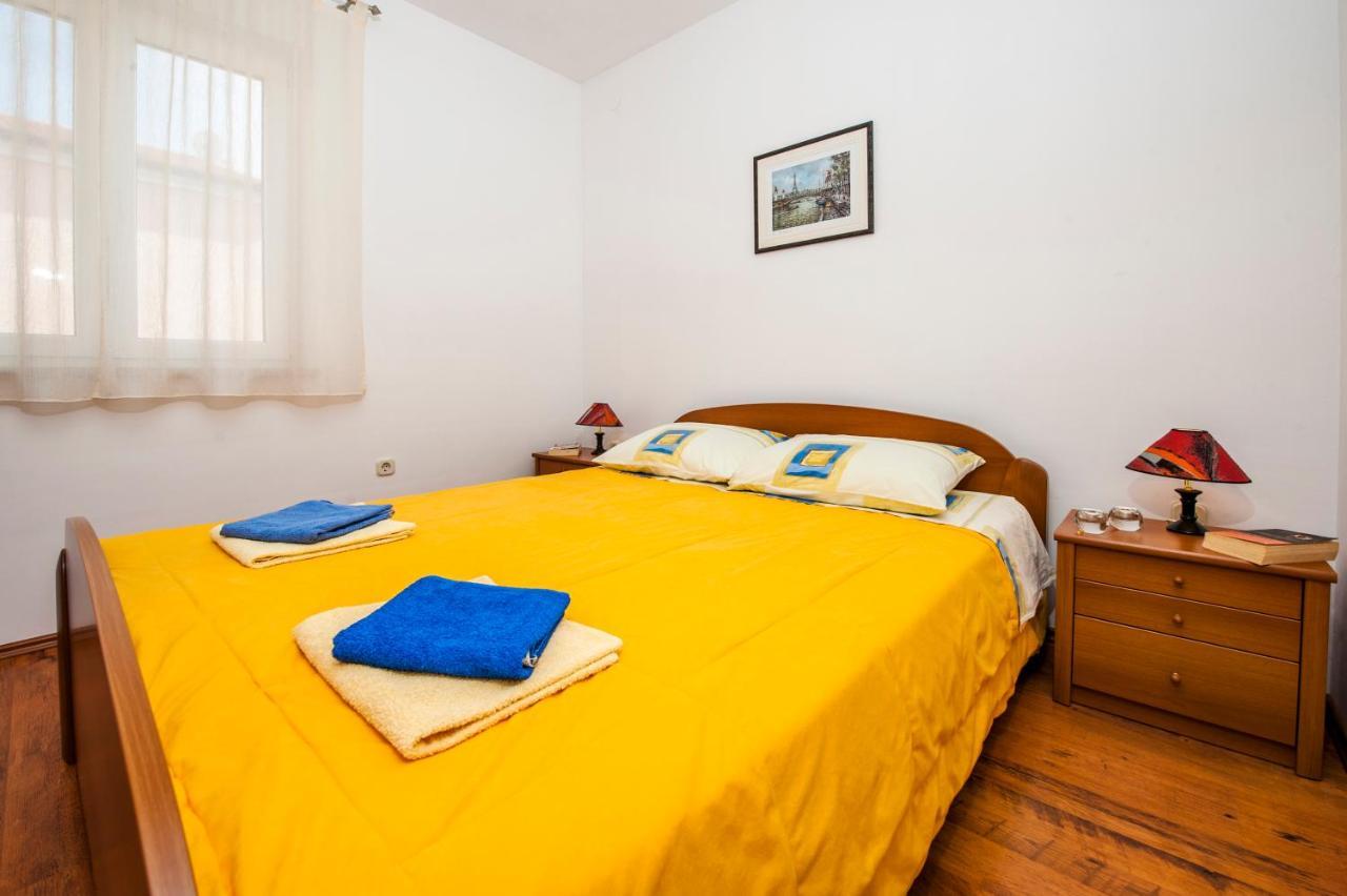 רוביני Apartments Bella B מראה חיצוני תמונה
