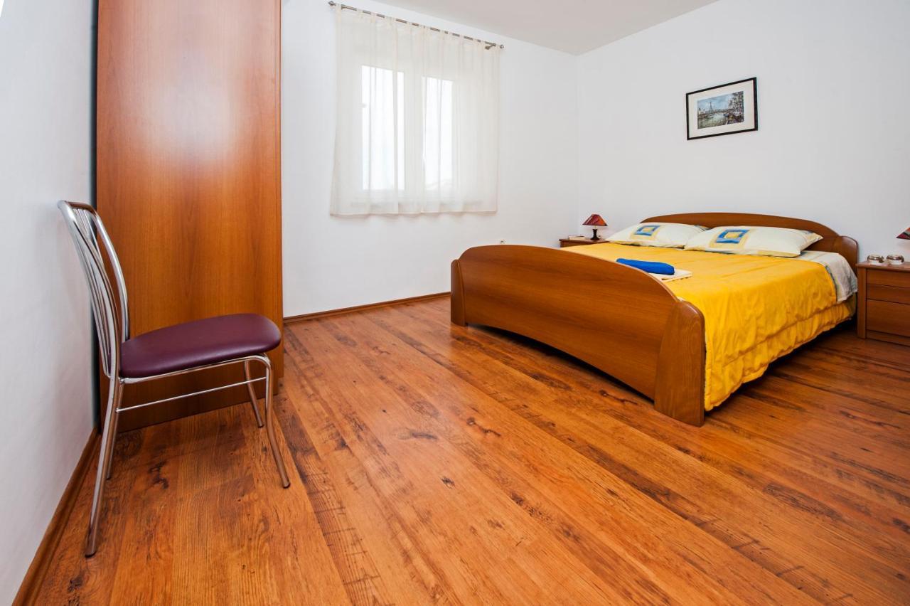 רוביני Apartments Bella B מראה חיצוני תמונה