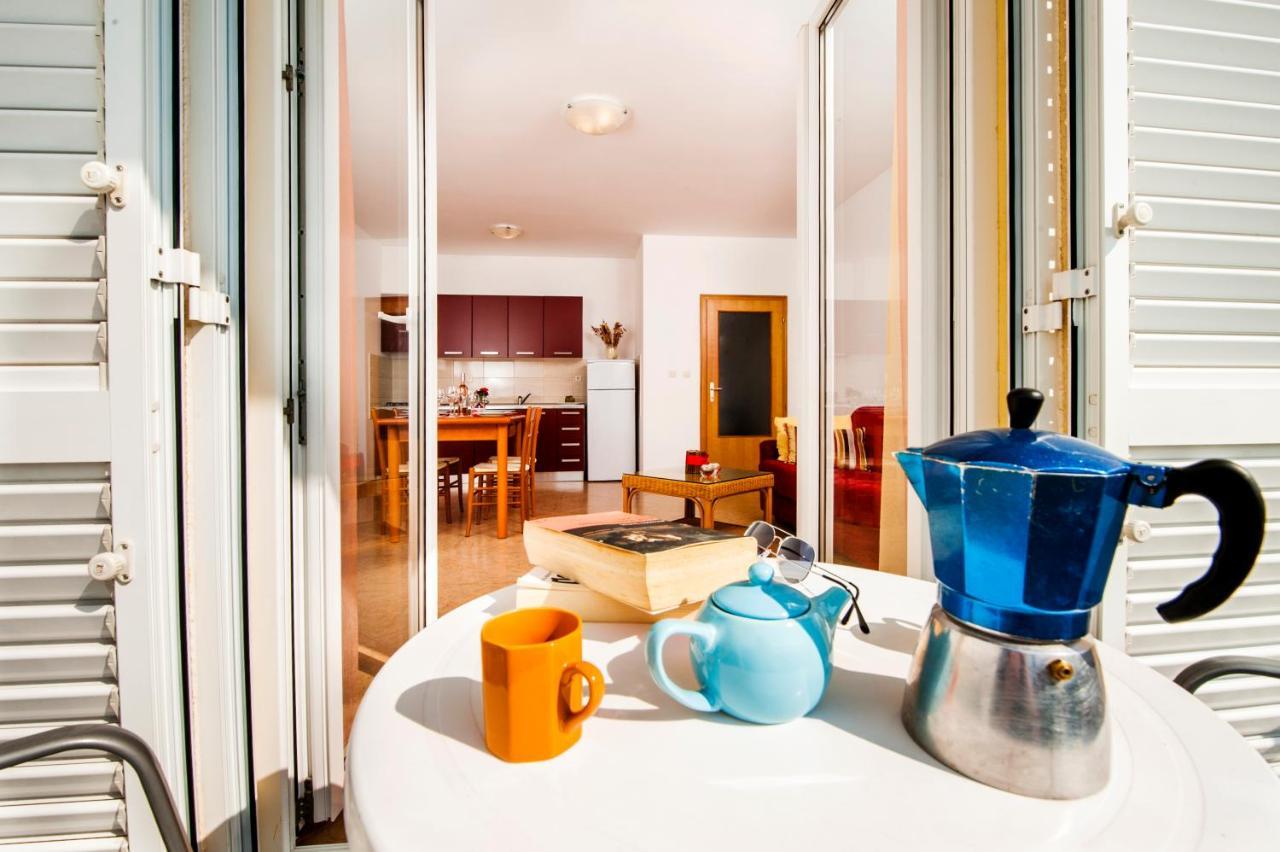 רוביני Apartments Bella B מראה חיצוני תמונה