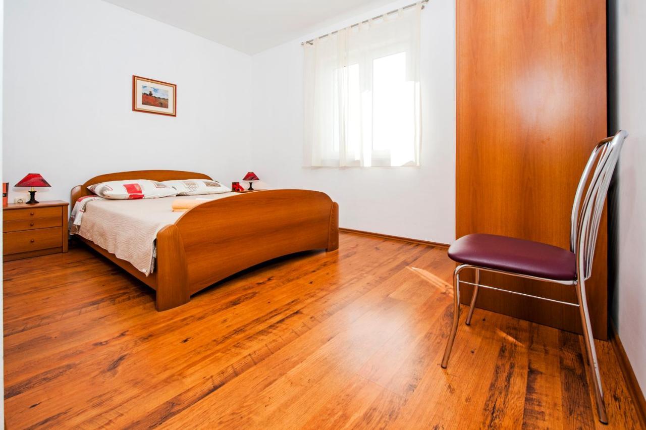 רוביני Apartments Bella B מראה חיצוני תמונה